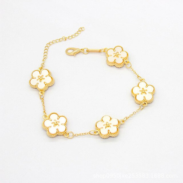 Valentine’s Flower Bracelets