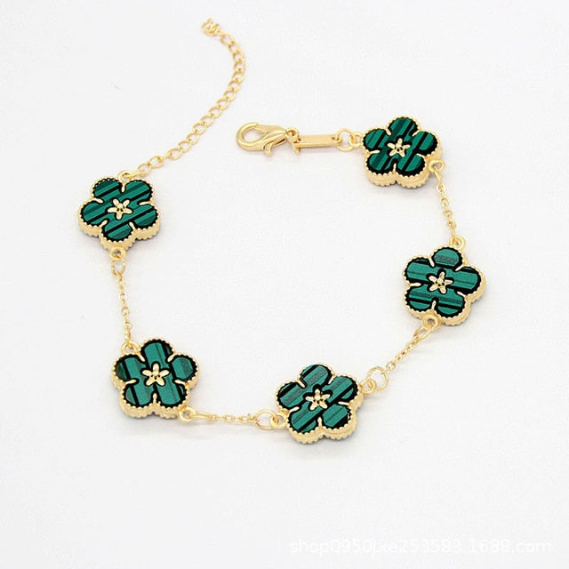 Valentine’s Flower Bracelets
