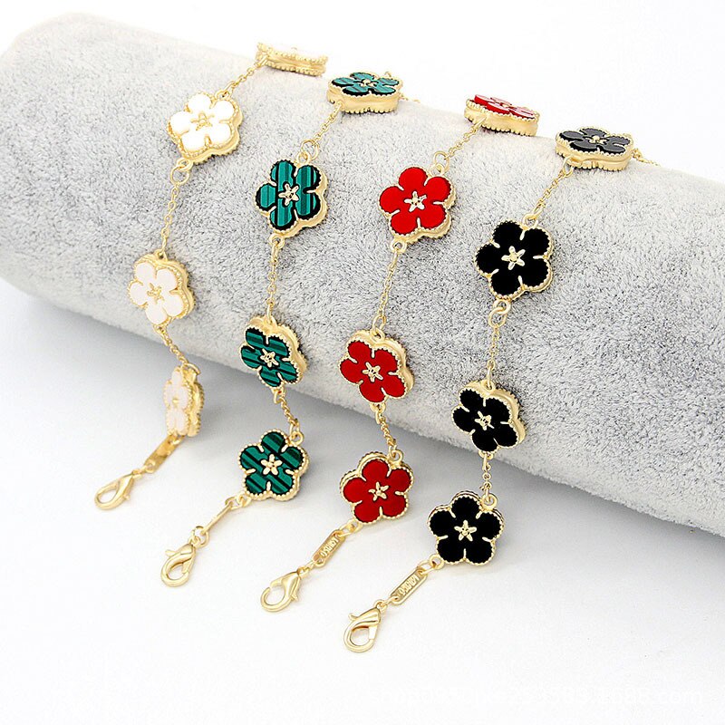 Valentine’s Flower Bracelets