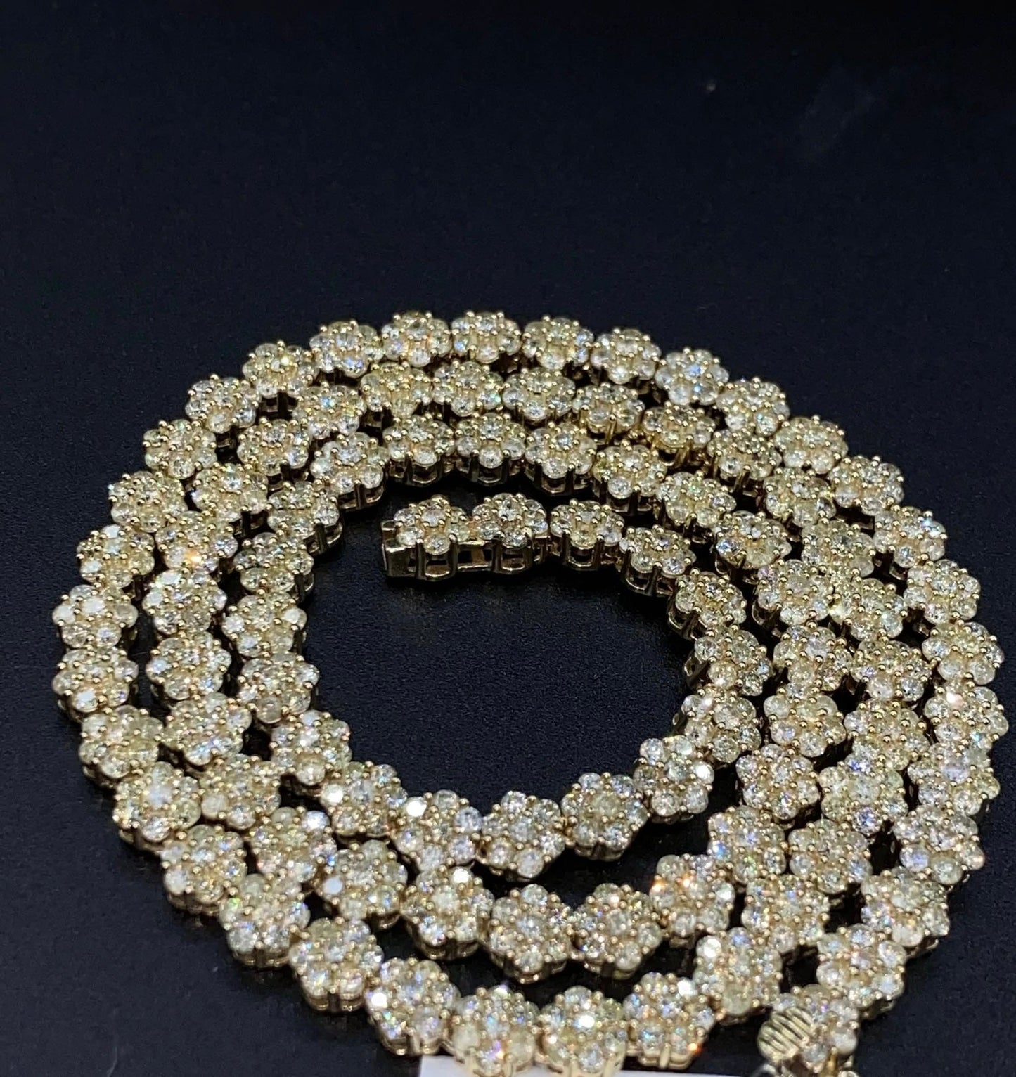 8mm Flower Necklace - Exclusive Jewels