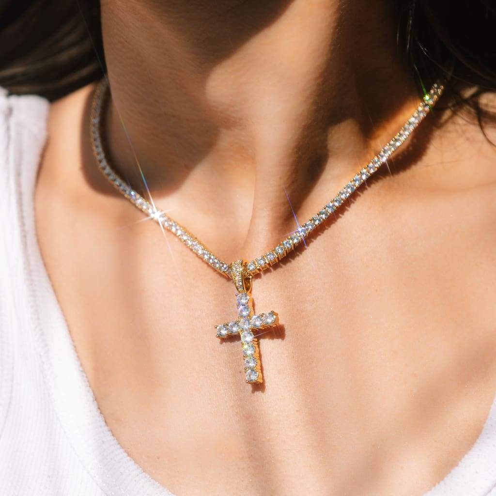 Cross Pendant Necklace - Exclusive Jewels