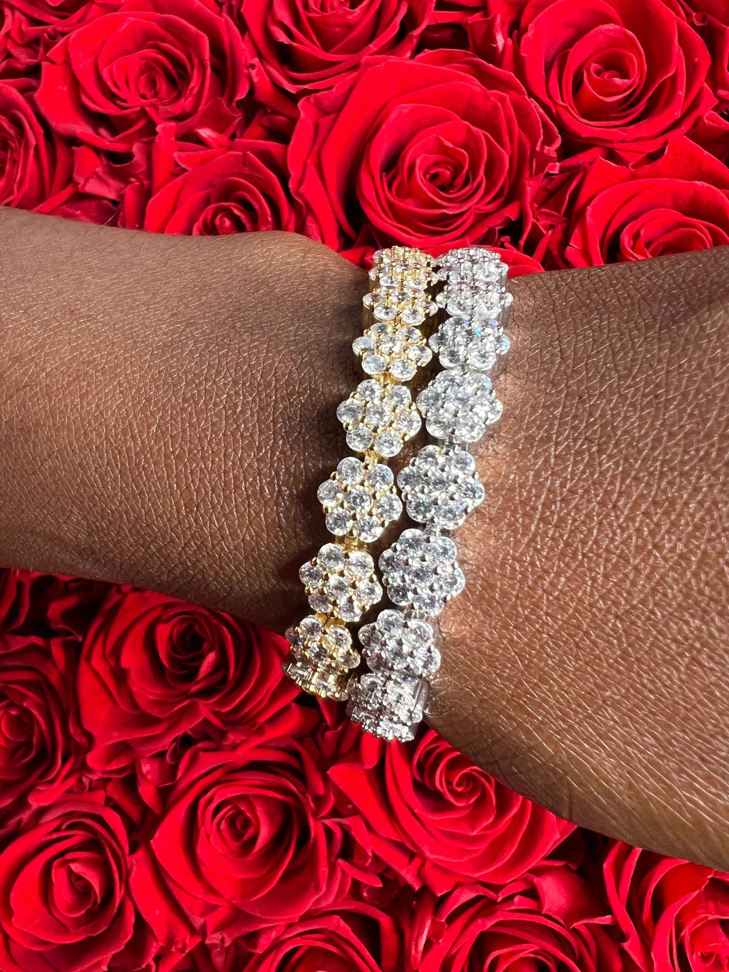 8mm Flower Bracelet - Exclusive Jewels