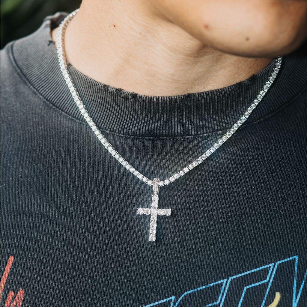 Cross Pendant Necklace - Exclusive Jewels