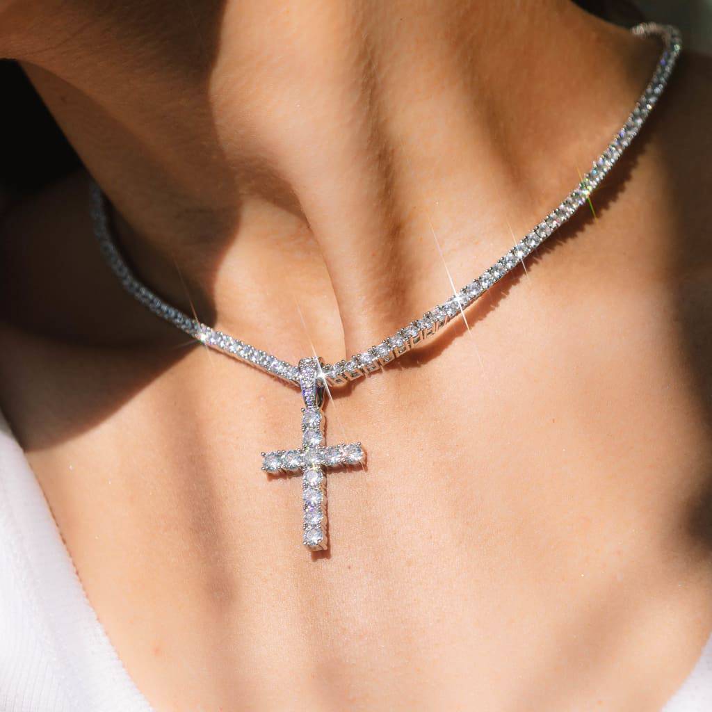 Cross Pendant Necklace - Exclusive Jewels