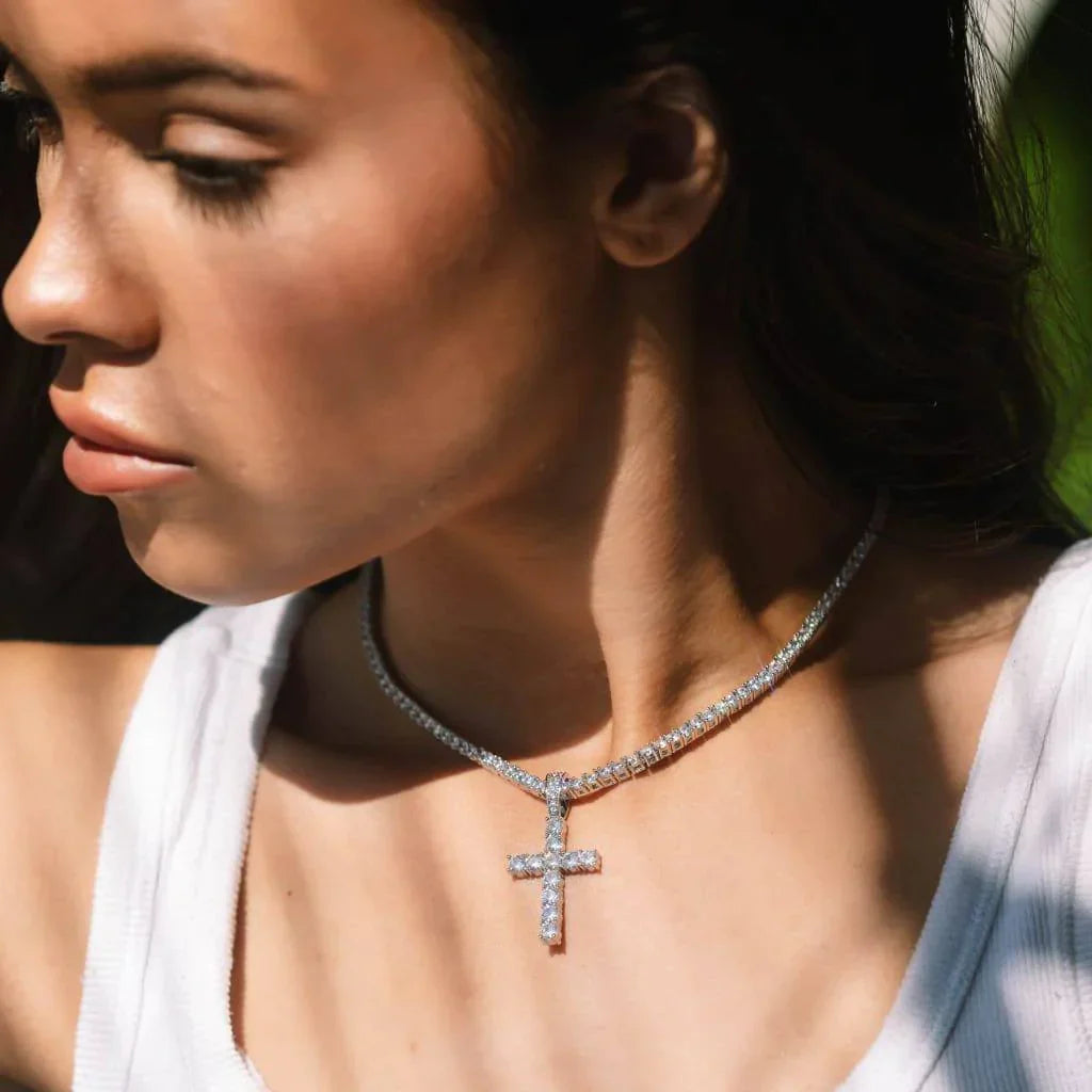 Cross Pendant Necklace - Exclusive Jewels