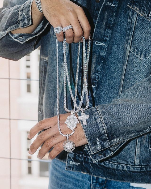 Diamond Hamsa Pendant - Exclusive Jewels