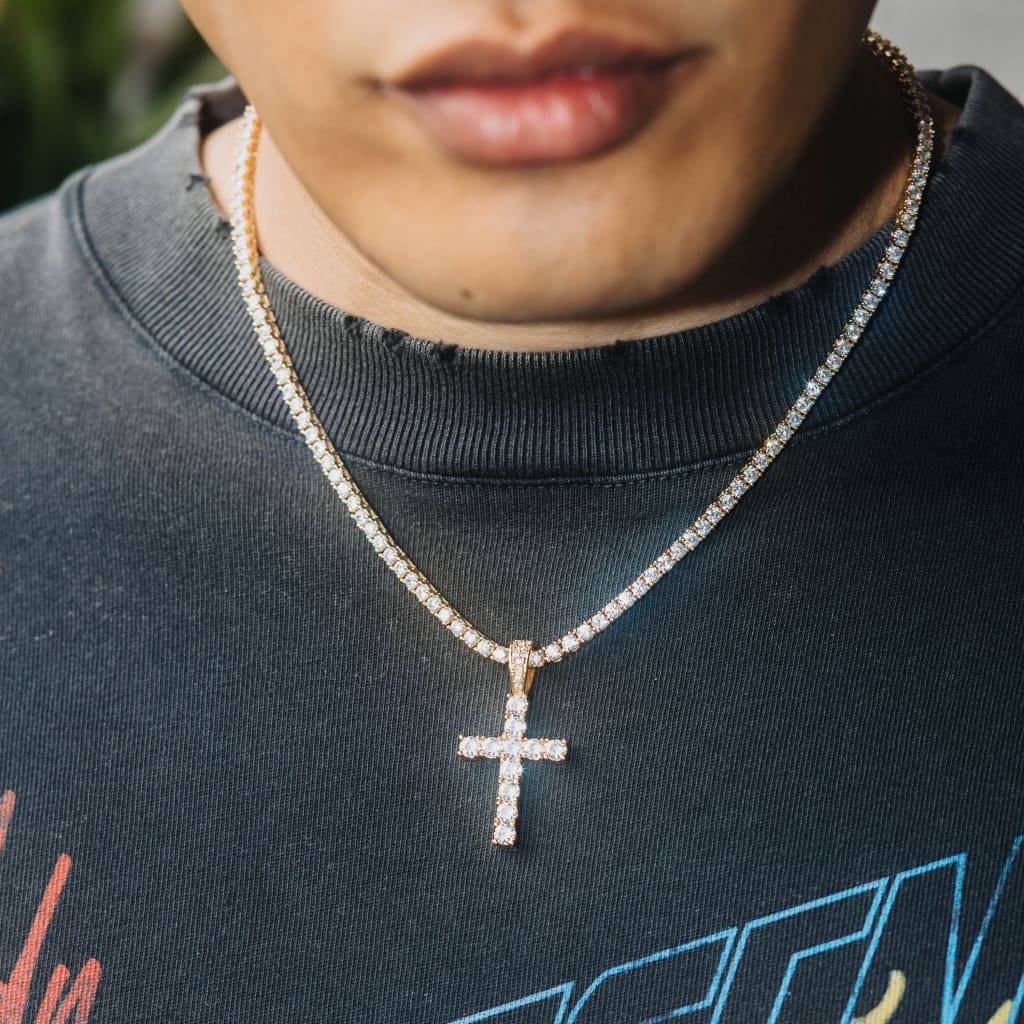Cross Pendant Necklace - Exclusive Jewels